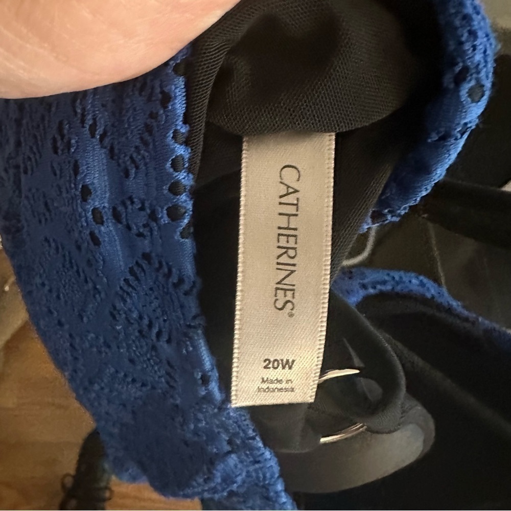 Catherine’s Blue Size 20 Lined Padded Tankini Swim Top Ruffles Eyelet - Picture 2 of 8